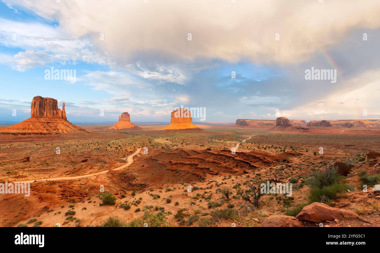 Rainbow Over Monument Valley - Arizona, Usa Stockfoto