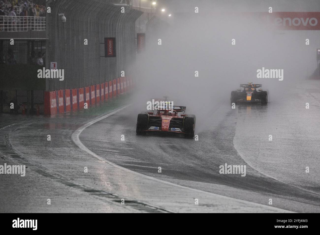 Autodromo Jose Carlos Pace, So Paulo, Brasilien. 3.November 2024; Carlos Sainz Jr aus Spanien und Scuderia Ferrari während des Grand Prix der Formel 1 Brasilien Credit: Jay Hirano/AFLO/Alamy Live News Stockfoto