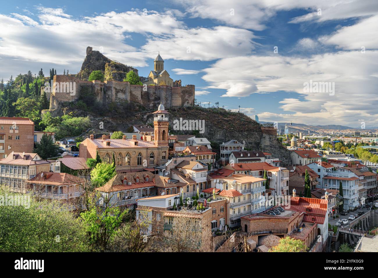 Fantastische Aussicht auf die Altstadt von Tiflis, Georgien Stockfoto