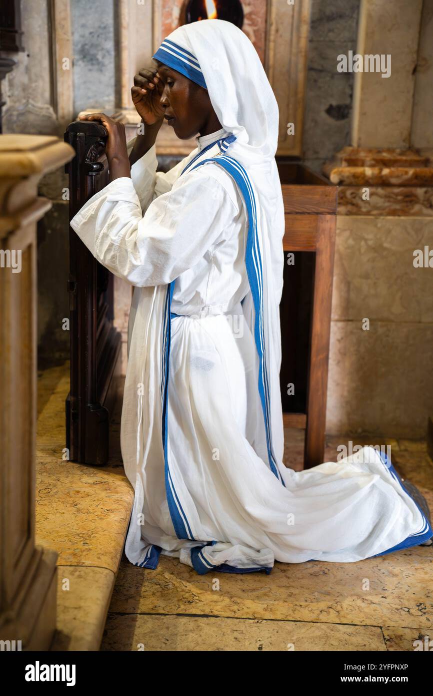 Weltjugendtag 2023. Sitz der französischen Delegation in der Kirche Santos O Velho. Lissabon. Portugal. Stockfoto