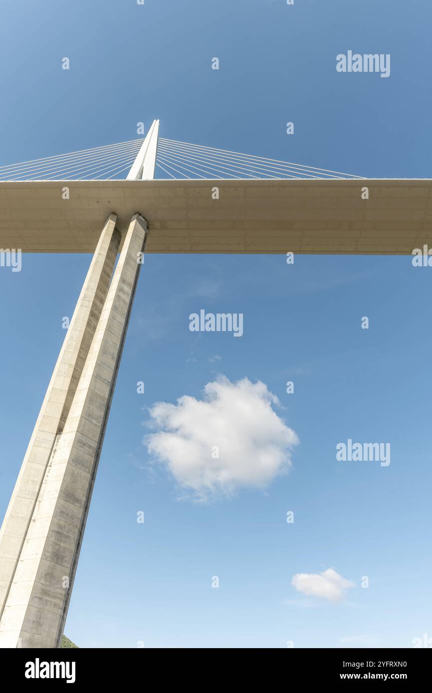 Viadukt Millau, Brücke über das Tarn-Tal. Die höchste Straßenbrücke der Welt. Autobahn A75. Aveyron, Frankreich, Europa Stockfoto