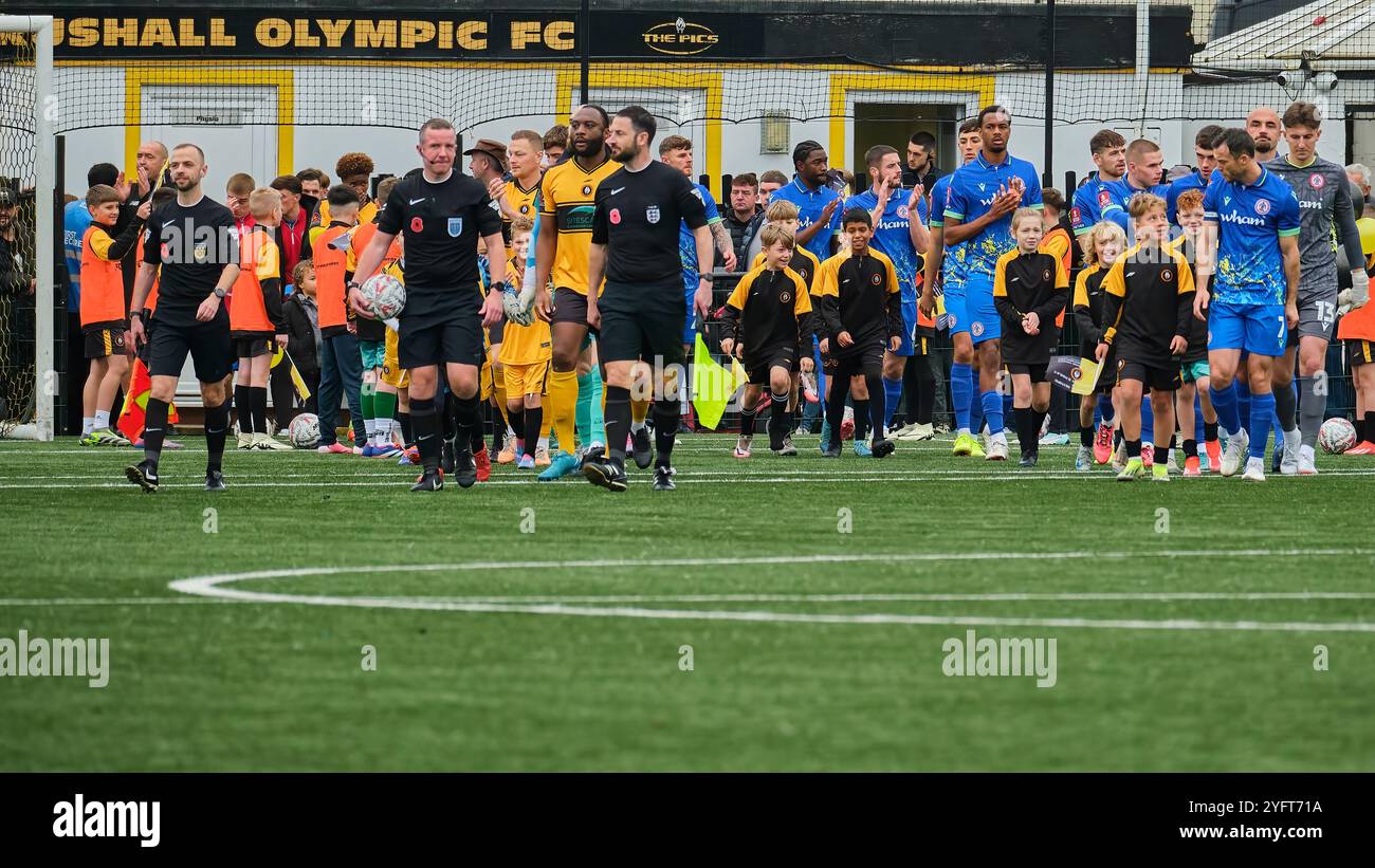 Rushall Olympic gegen Accrington Stanley FA Cup erste Runde Stockfoto