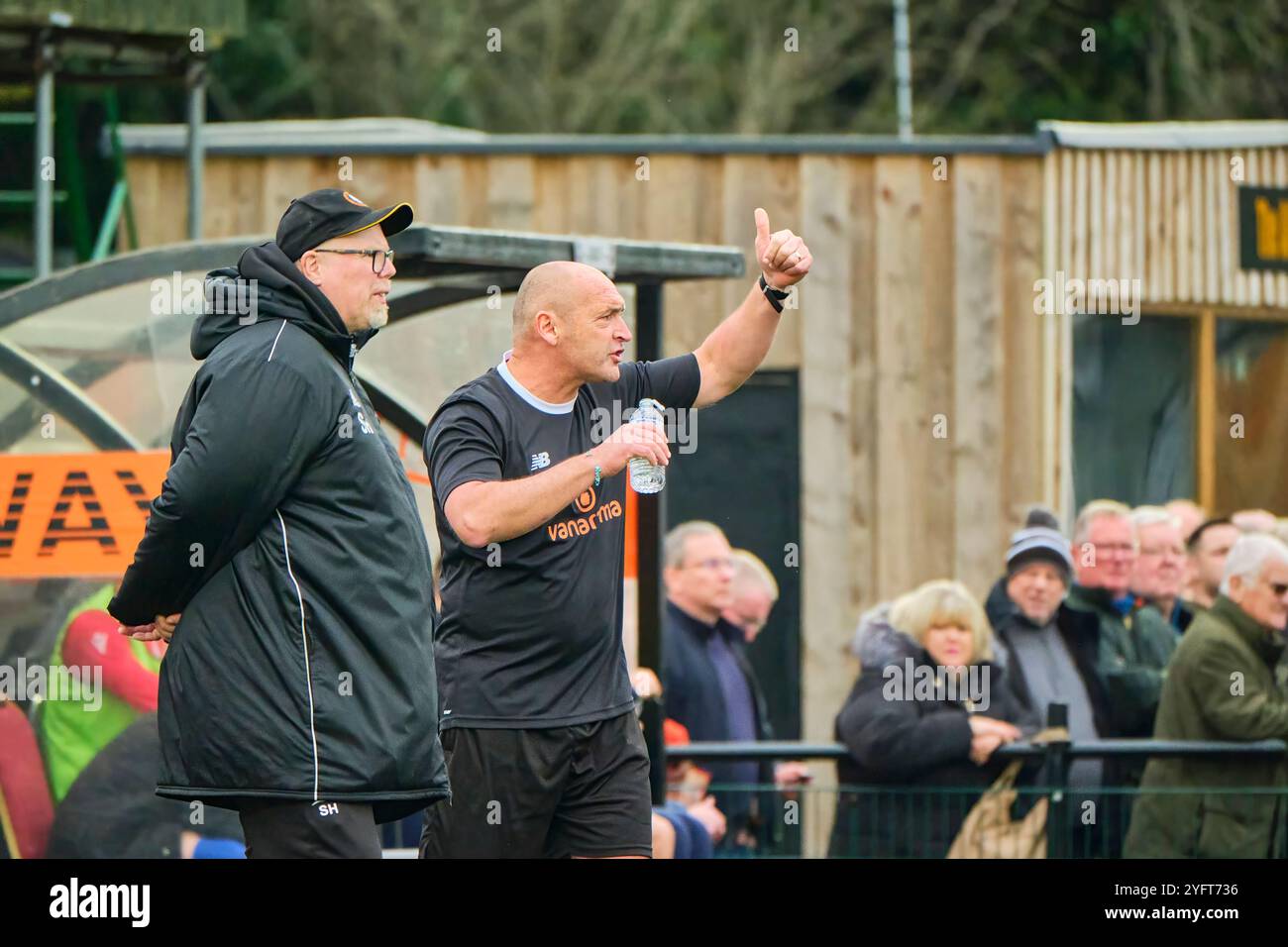 Rushall Olympic gegen Accrington Stanley FA Cup erste Runde Stockfoto