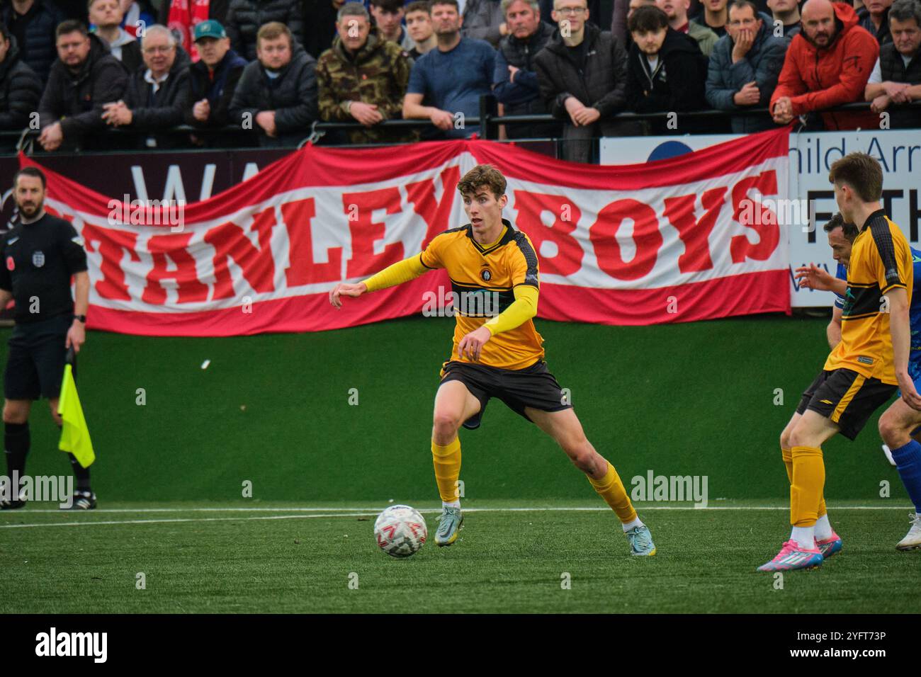 Rushall Olympic gegen Accrington Stanley FA Cup erste Runde Stockfoto