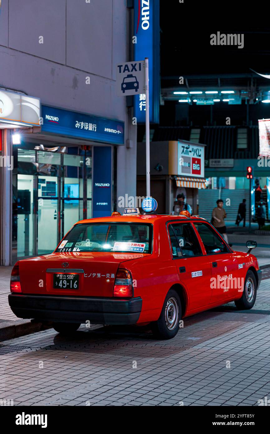 Taxi in der Tokyo Street Stockfoto