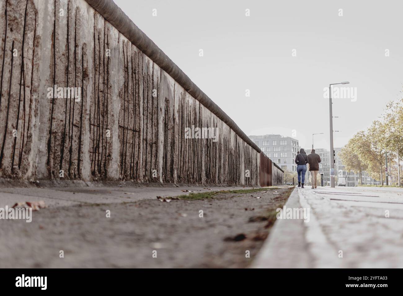 Ueberreste der Berliner Mauer an der Bernauer Straße, aufgenommen in Berlin, 05.11.2024. In dieser Woche jaehrt sich der Fall der Berliner Mauer zu 3 Stockfoto