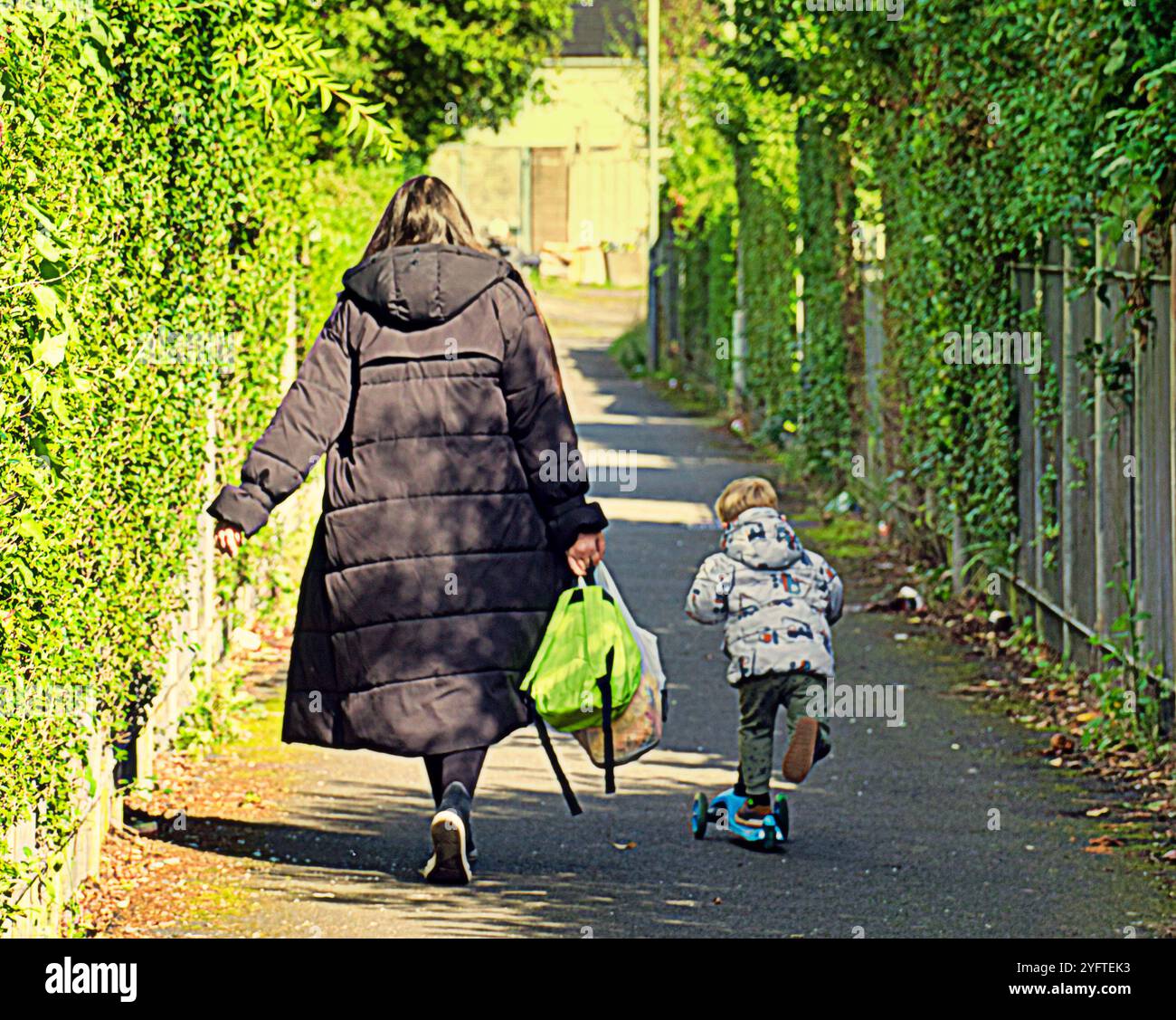 Glasgow, Schottland, Großbritannien. November 2024. Wetter in Großbritannien: Herbstwetter im grünen Westen, wenn der Tag zu Ende geht Credit Gerard Ferry/Alamy Live News Stockfoto
