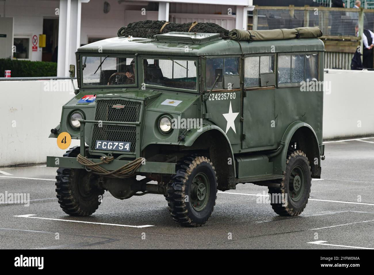 Chevrolet HUP, Heavy Utility Personals, FCG 754, D-Day 80th Anniversary Parade, eine große Sammlung alliierter Militärfahrzeuge, die an Th teilnahmen Stockfoto