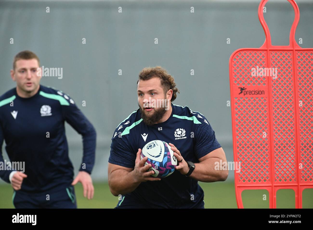 Oriam Sports Centre . Edinburgh Schottland Vereinigtes Königreich, 5. November 24. 2024/25 HERBST TESTET das berühmte Grouse Nations Series Schottland Training vor dem Spiel gegen Südafrika Pierre Schoeman aus Schottland Credit: eric mccowat/Alamy Live News Stockfoto