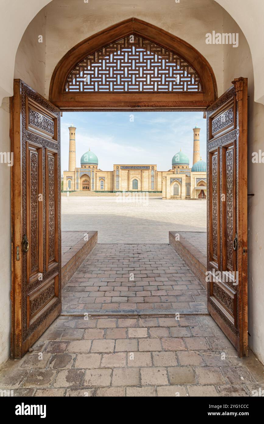 Hazrati Imam Moschee und MuYi Muborak Madrasah, Usbekistan Stockfoto