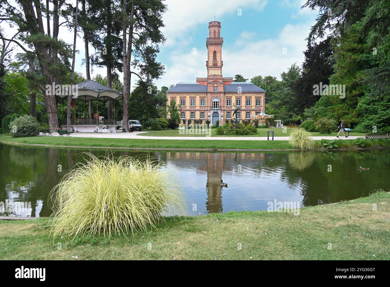 Massey Museum im maurischen oder orientalischen Stil (1853) von Jean-Jacques Latour, Park & Garden oder Jardin Massey (1777-1853) Tarbes Hautes-Pyrénées Frankreich Stockfoto