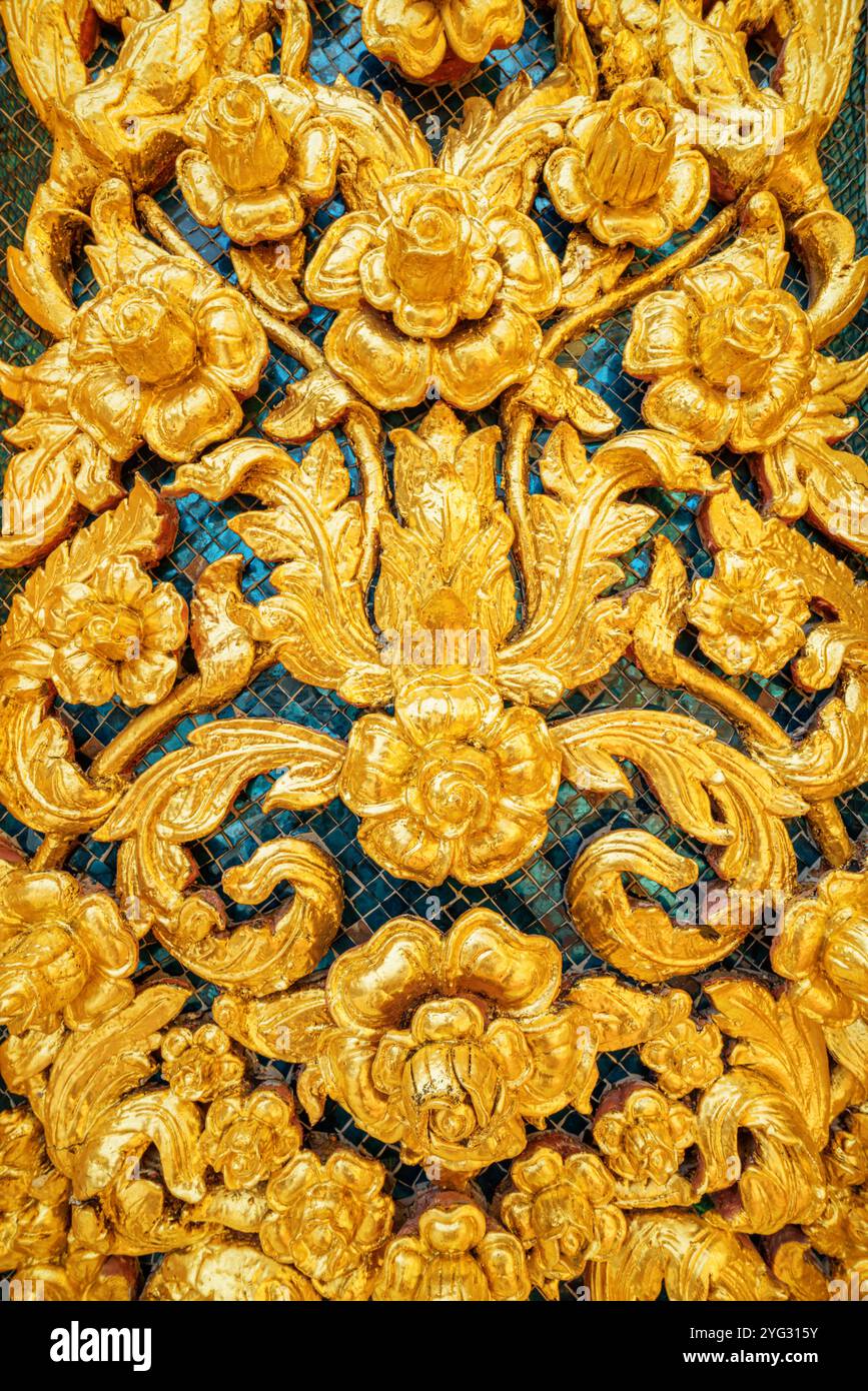 Wunderschönes Ornament im Wat Pavaranivesh Vihara Ratchawaraihan Stockfoto