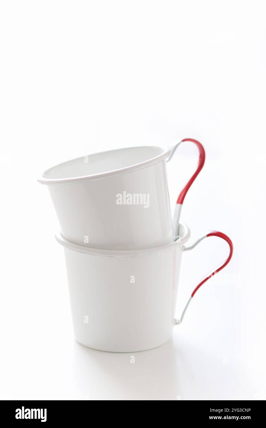 Emaille-Becher Stockfoto