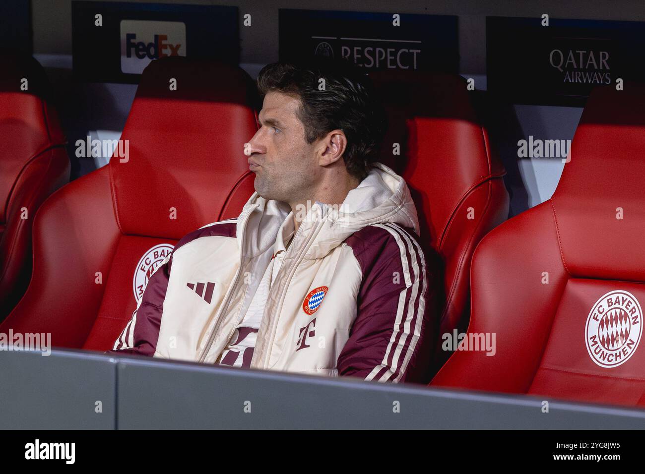 München, Deutschland. November 2024. München, 06. November 2024: Thomas Mueller (25 München) während des UEFA Champions League-Fußballspiels zwischen dem FC Bayern München und Benfica Lissabon in der Allianz Arena in München. Philipp Kresnik (Philipp Kresnik/SPP) Credit: SPP Sport Press Photo. /Alamy Live News Stockfoto