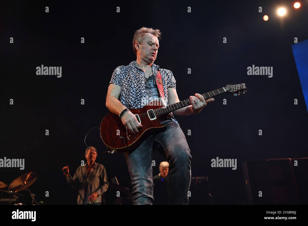 UK. November 2024. LONDON, ENGLAND – 06. NOVEMBER: Simon McBride von Deep Purple trat am 6. November 2024 in der O2 Arena in Greenwich auf. CAP/MAR © MAR/Capital Pictures Credit: Capital Pictures/Alamy Live News Stockfoto