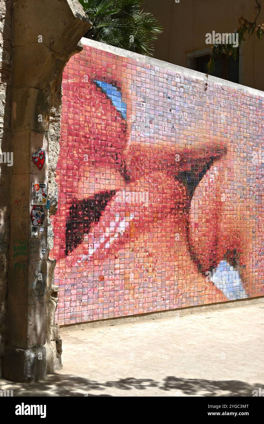 Kiss Wall, Barcelona Stockfoto