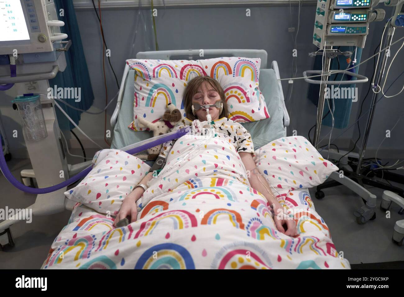 NIAMH MORIARTY in BEST INTERESSES (2023), Regie: MICHAEL KEILLOR. Quelle: Endeavor Content/Album Stockfoto