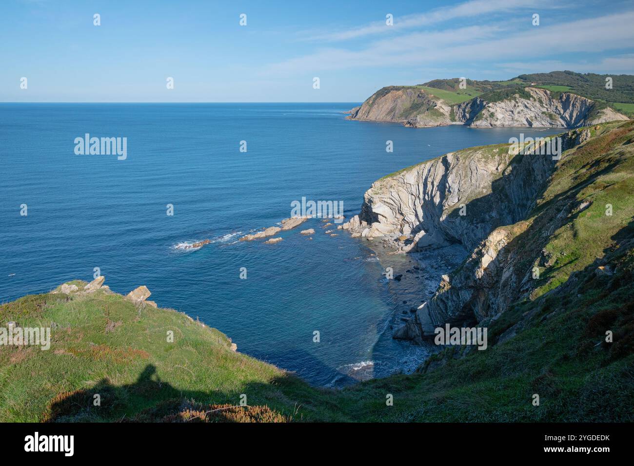 Panoramablick auf die Bucht von Gorliz von der Klippe Stockfoto