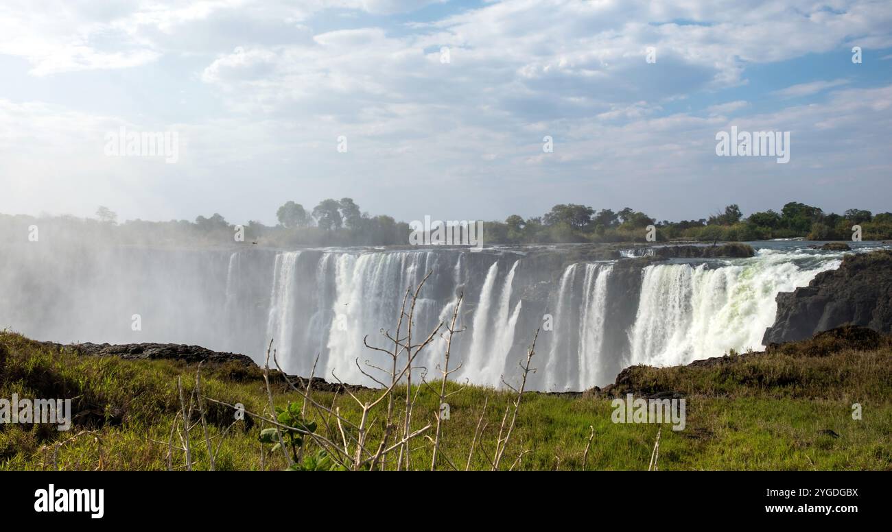 Victoria Falls, Wasserfall am Sambesi Fluss an der Grenze zwischen Sambia und Simbabwe. Afrika Stockfoto