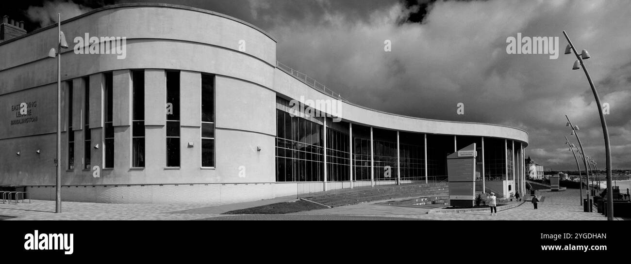Das East Riding Leisure Centre an der Promenade in Bridlington Town, East Yorkshire, England, Großbritannien Stockfoto
