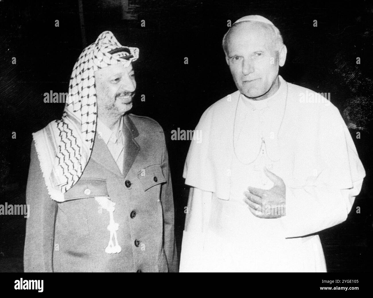 ARCHIVFOTO: Vor 20 Jahren, am 11. November 2004, starb Jassir ARAFAT, Papst Johannes Paul II. Empfängt Yassir ARAFAT, den PLO-Führer, Landschaftsformat, 6. Juni 1979. Stockfoto