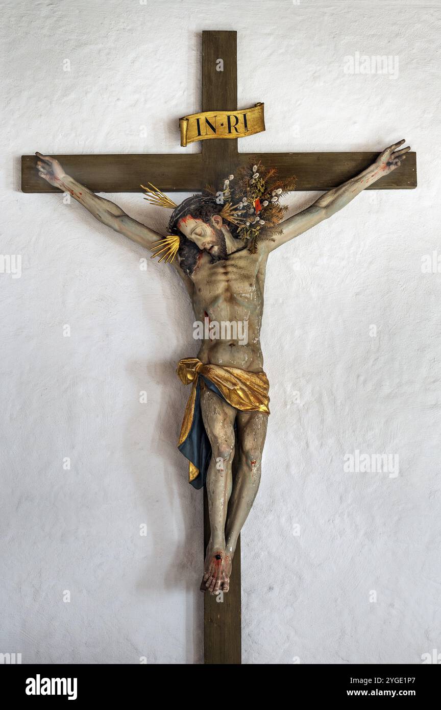 Kruzifix in der Kapelle am Schweineberg von 1977, Schweineberg bei Ofterschwang, Allgaeu, Bayern, Deutschland, Europa Stockfoto