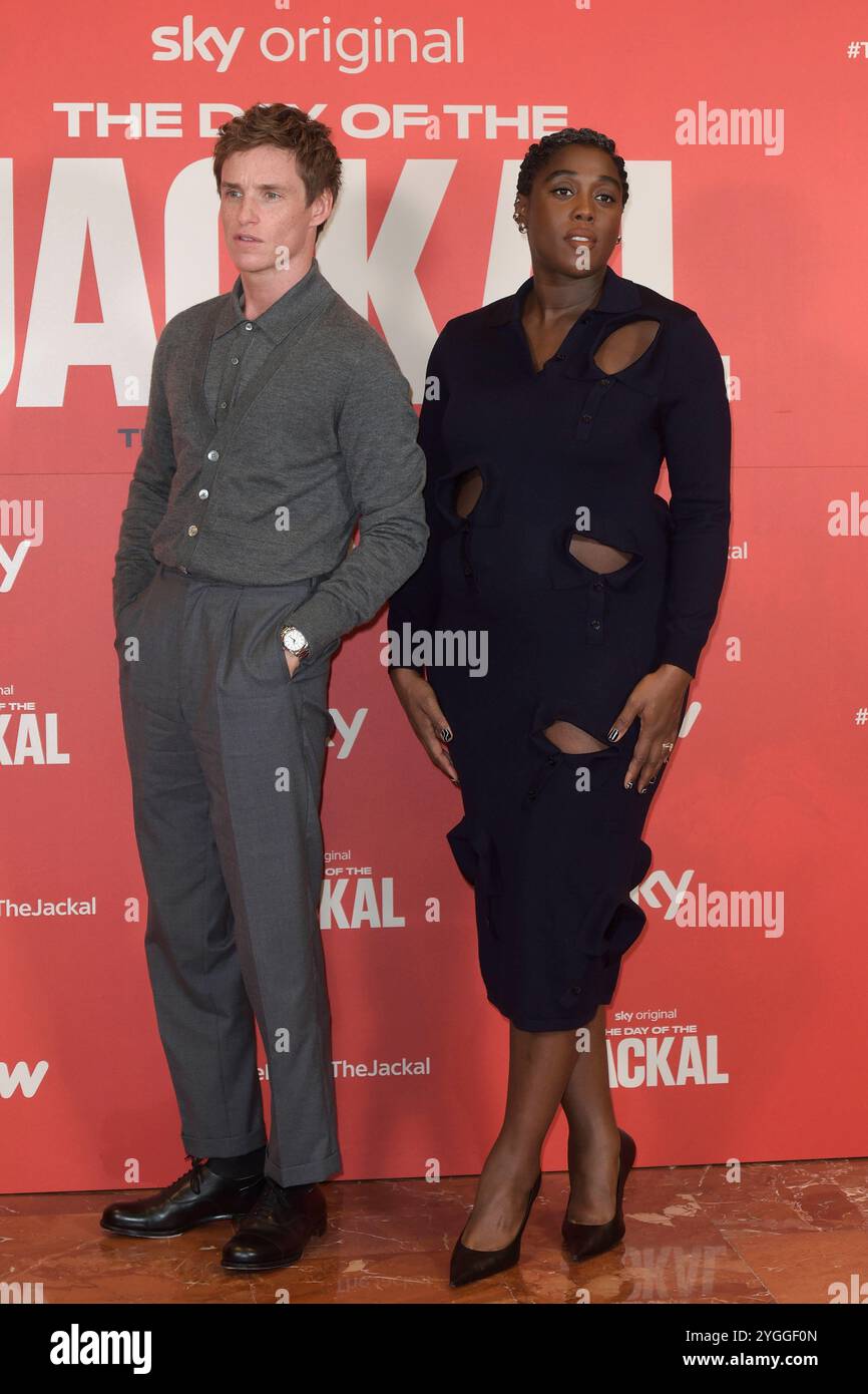 Italien, Rom, 7. November 2024 - Fotoruf der Sky TV-Serie „The Night of the Jackall“ (die Nacht des Jackalls): Eddie Redmayne Foto © Fabio Mazzarella/Sintesi/Alamy Live News Stockfoto