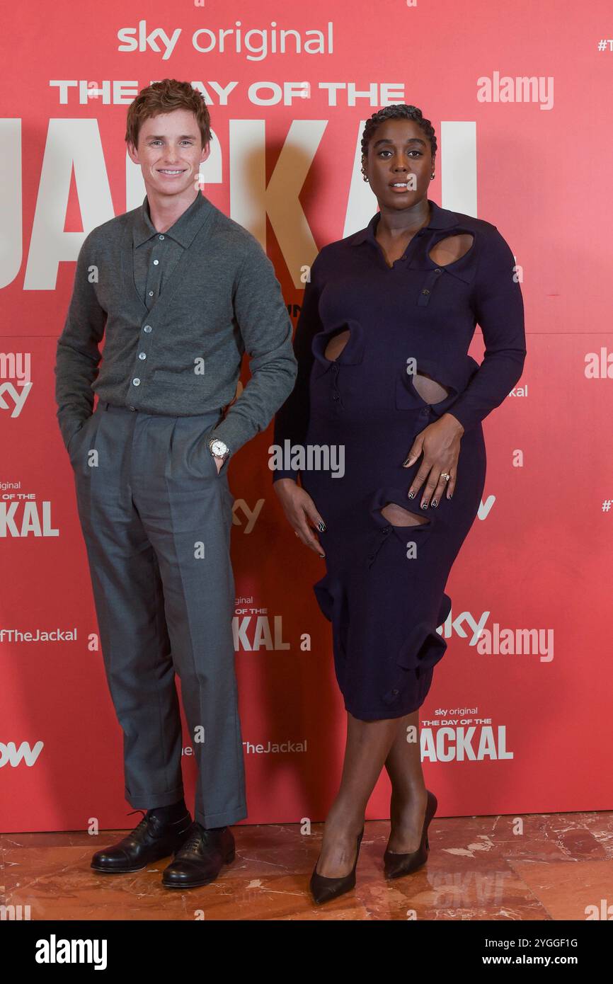 Italien, Rom, 7. November 2024 - Fotoruf der Sky TV-Serie „The Night of the Jackall“ (die Nacht des Jackalls): Eddie Redmayne Foto © Fabio Mazzarella/Sintesi/Alamy Live News Stockfoto