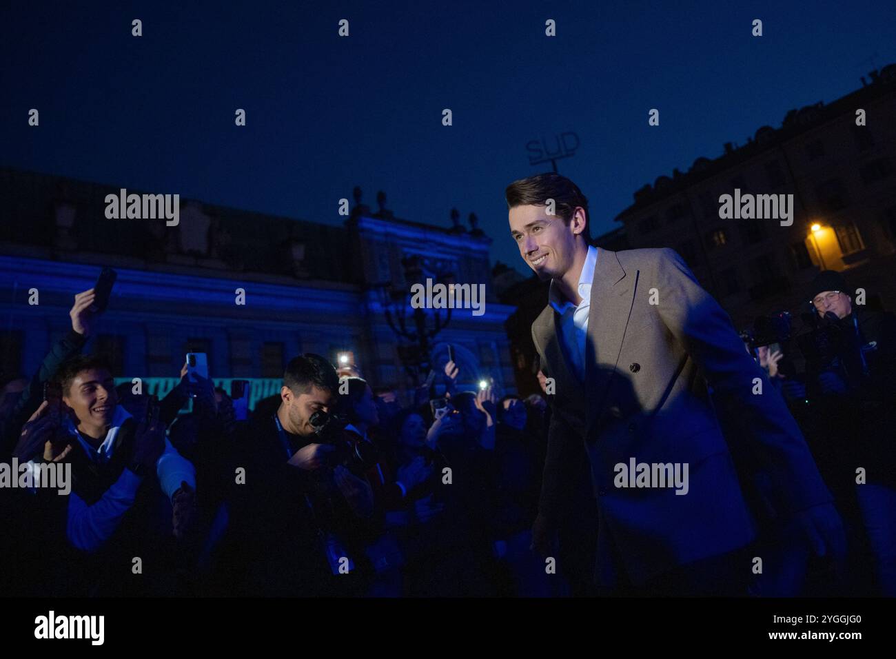 Torino, Italien. November 2024. Alex DE MINAUR besucht Blue Carpet vor dem Nitto ATP Finals im Museo del Risorgimento in Turin, Italien, wo die ATP Finals am Sonntag, den 10. November, beginnen - Sport - Donnerstag, den 7. November 2024. (Foto: Marco Alpozzi/Lapresse) Credit: LaPresse/Alamy Live News Stockfoto