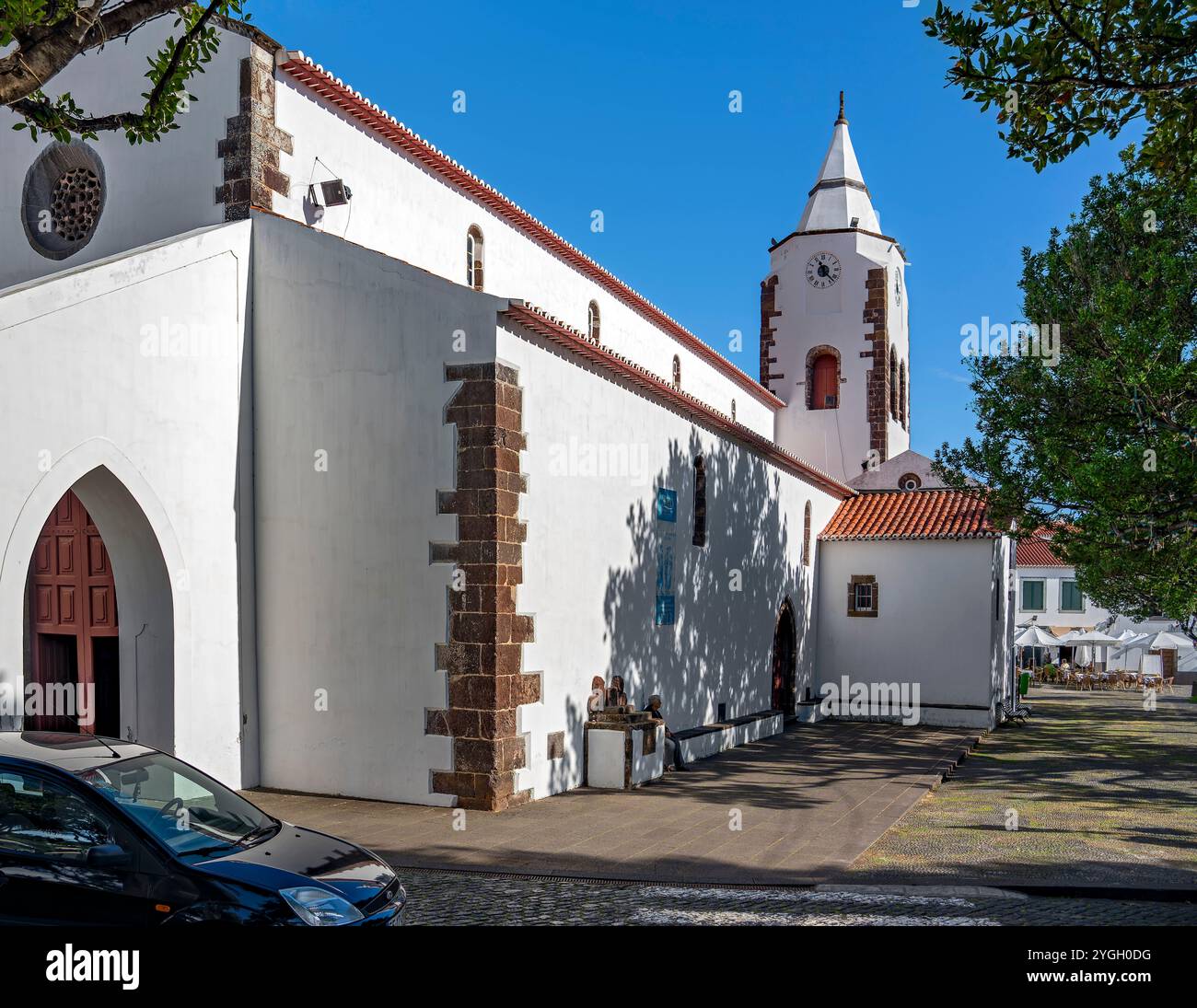 Santa Cruz, die Igreja Matriz de Santa Cruz (Hauptkirche) ist als Kulturdenkmal unter dem Namen Igreja de São Salvador (Kirche der R. Stockfoto