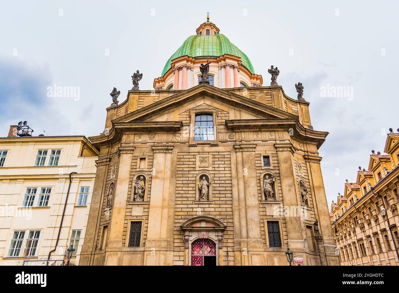 Die Kirche St. Franziskus von Assisi. Kleinstadt, Prag, Tschechische Republik, Europa Stockfoto