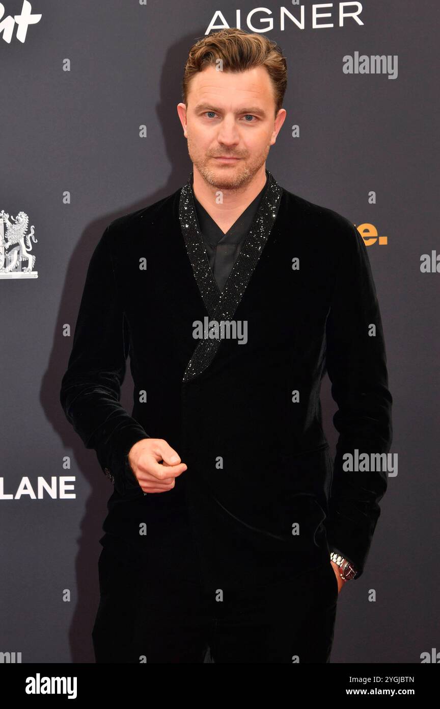 Friedrich Mücke bei der 76. Bambi-Verleihung 2024 in den Bavaria Filmstudios. München, 07.11.2024 *** Friedrich Mücke bei den Bambi Awards 76 2024 in den Bavaria Filmstudios München, 07 11 2024 Foto:XS.xSpöttelx/xFuturexImagex bambi2024_8479 Stockfoto