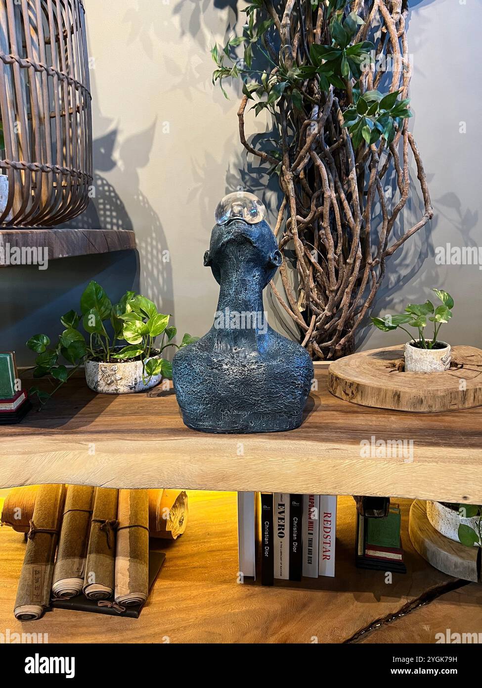 Ich halte Dinge fest, die mich inspirieren. Deshalb habe ich mich der Website angeschlossen, um einige der Fotos, die ich zum ersten Mal aufgenommen habe, mit meinem Objektiv zu teilen. Stockfoto