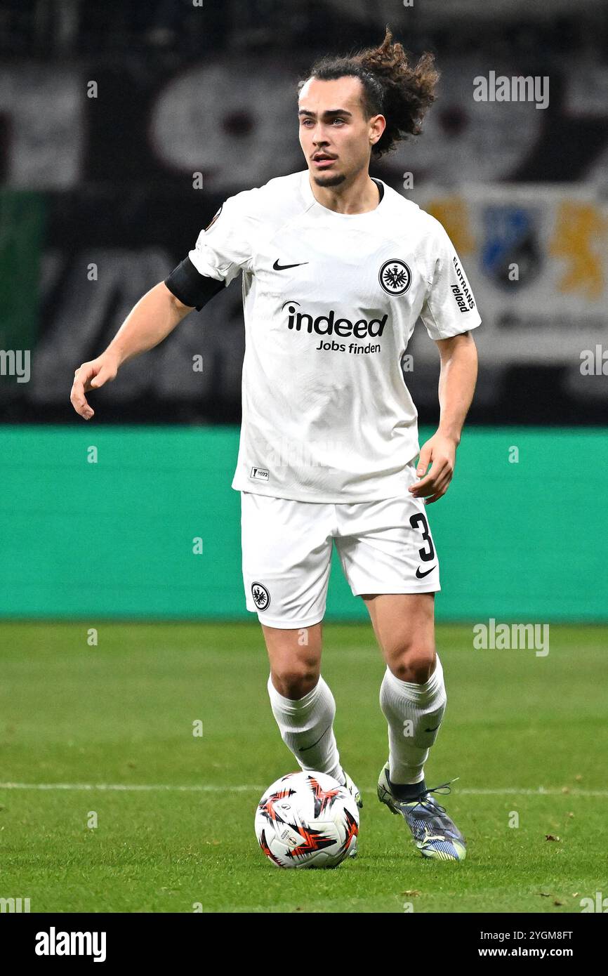 Frankfurt, Deutschland. November 2024. Fussball UEFA Europa League 4. Spieltag Eintracht Frankfurt - Rigas FS am 24.10.2024 im Deutschen Bank Park in Frankfurt Arthur Theate ( Frankfurt ) Foto: Revierfoto Credit: ddp Media GmbH/Alamy Live News Stockfoto