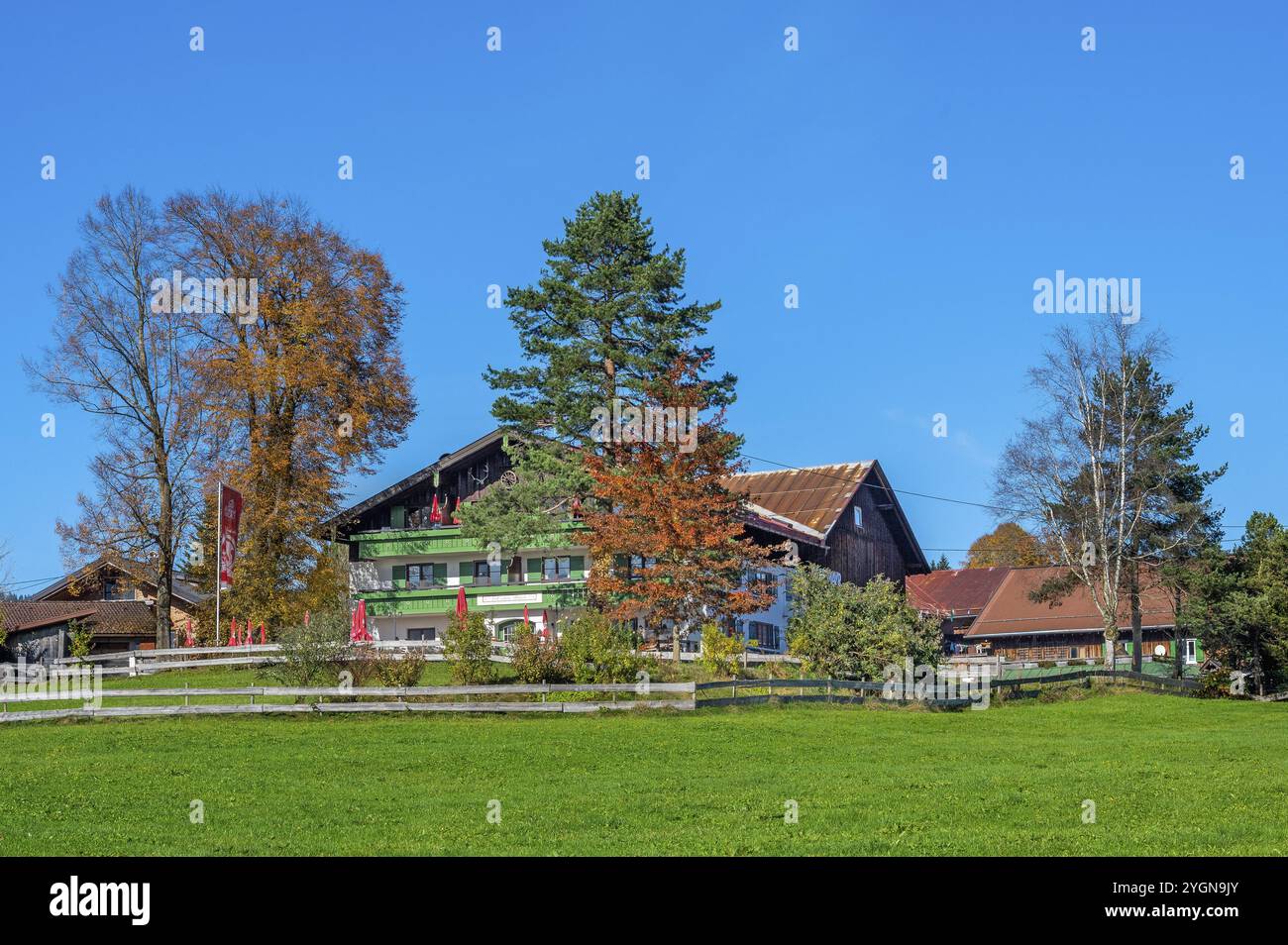 Inn am Schweineberg, blauer Himmel, nahe Ofterschwang, Allgaeu, Bayern, Deutschland, Europa Stockfoto