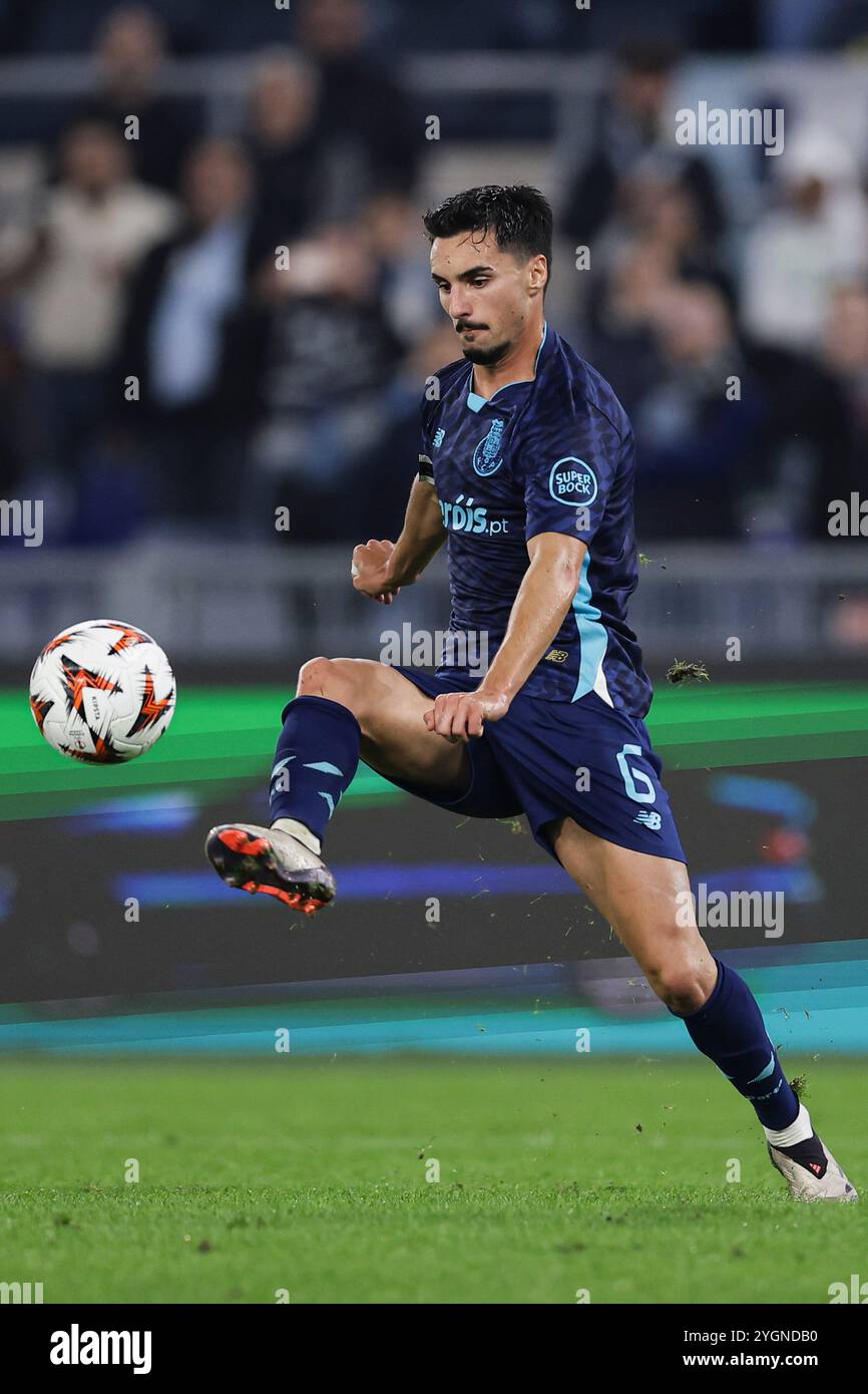 Portos Mittelfeldspieler Stephen Eustaquio während des Spiels am 4. Tag der UEFA Europa League zwischen SS Lazio und FC Porto im Olimpico-Stadion am 7. November 2024 in Rom. Stockfoto