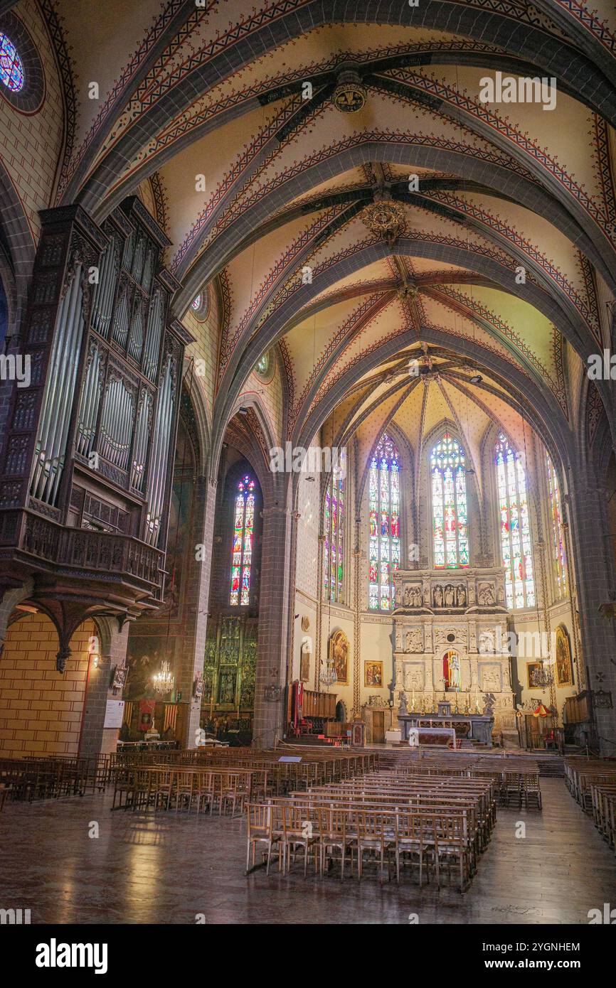 Perpignan, Frankreich - 27. August 2024: Innere der Kathedrale Saint Jean aus dem 14. Jahrhundert, Perpignan, Pyrenäen Orientales Stockfoto