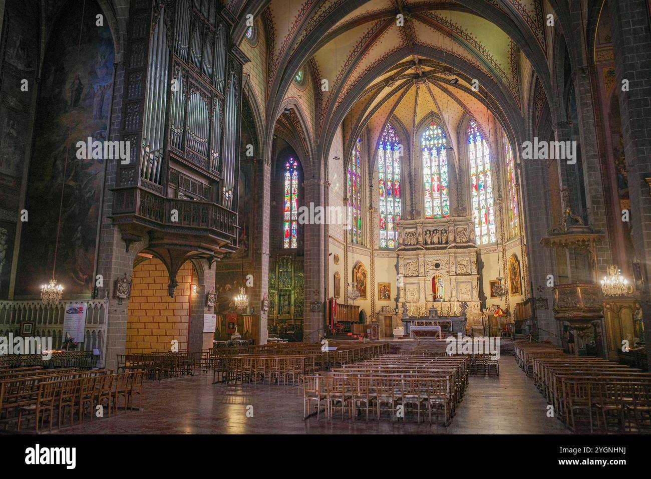 Perpignan, Frankreich - 27. August 2024: Innere der Kathedrale Saint Jean aus dem 14. Jahrhundert, Perpignan, Pyrenäen Orientales Stockfoto