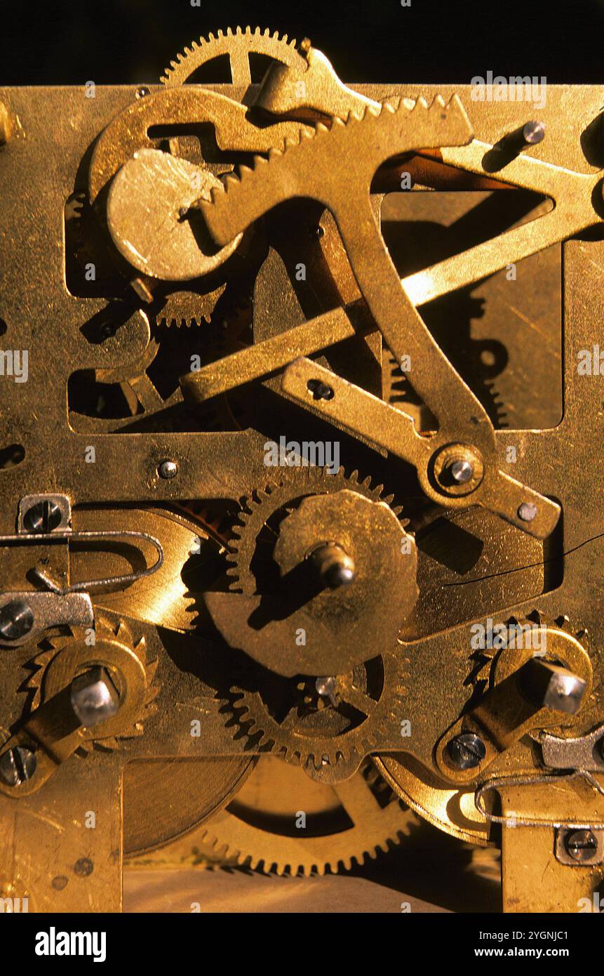 Innere Uhrenmechanik, Messing Stockfoto