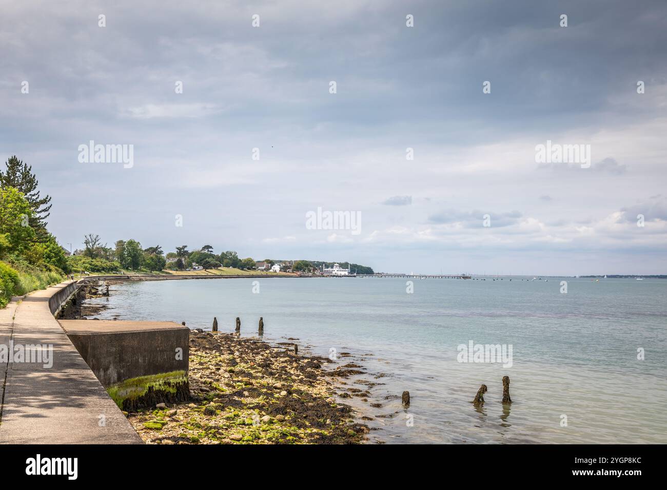 Blick auf Yarmouth vom Aussichtspunkt Bouldnor, Isle of Wight, England, Großbritannien Stockfoto