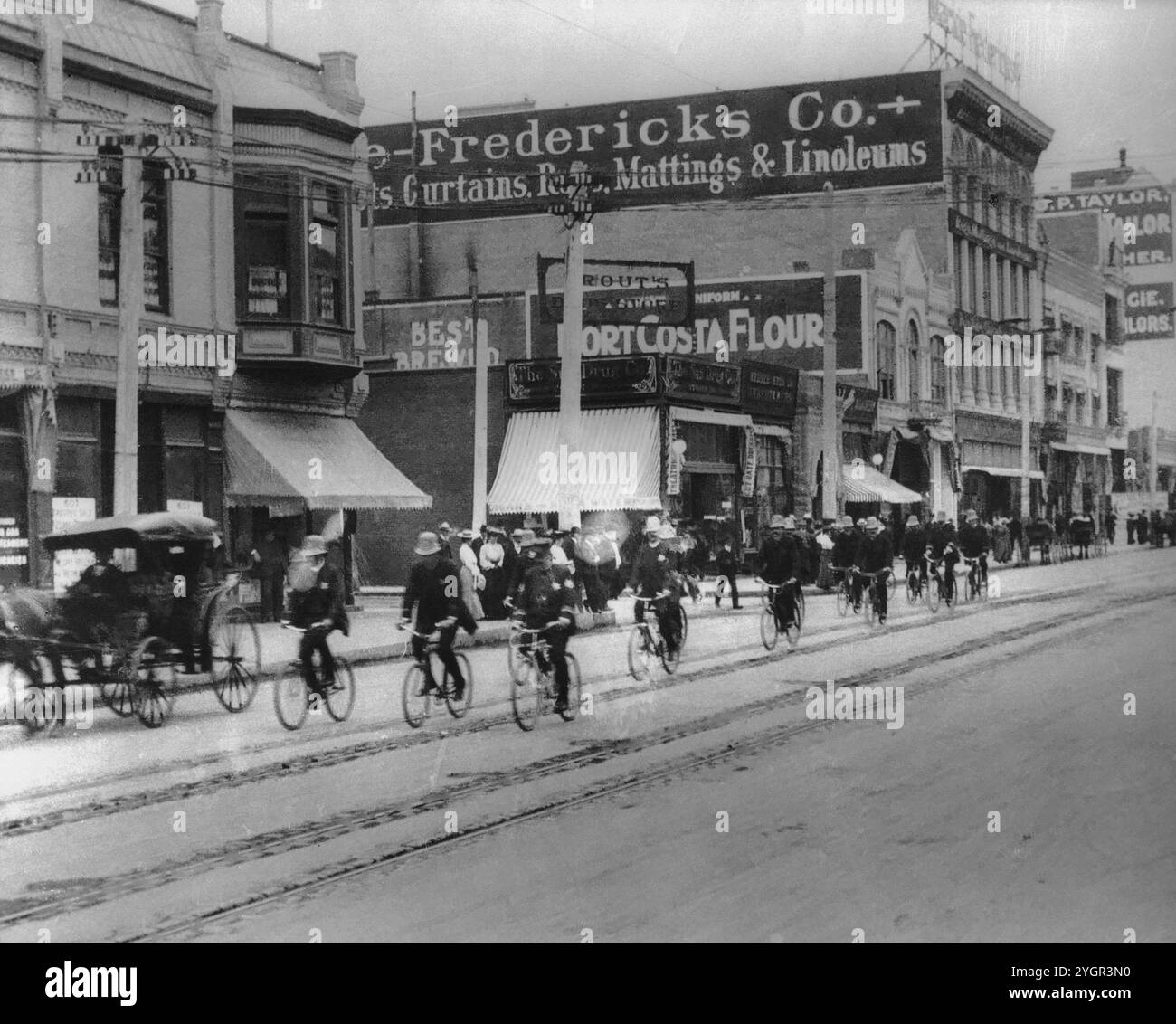 Die Polizei von Los Angeles auf ihren Fahrrädern, um die 1800er Jahre Stockfoto