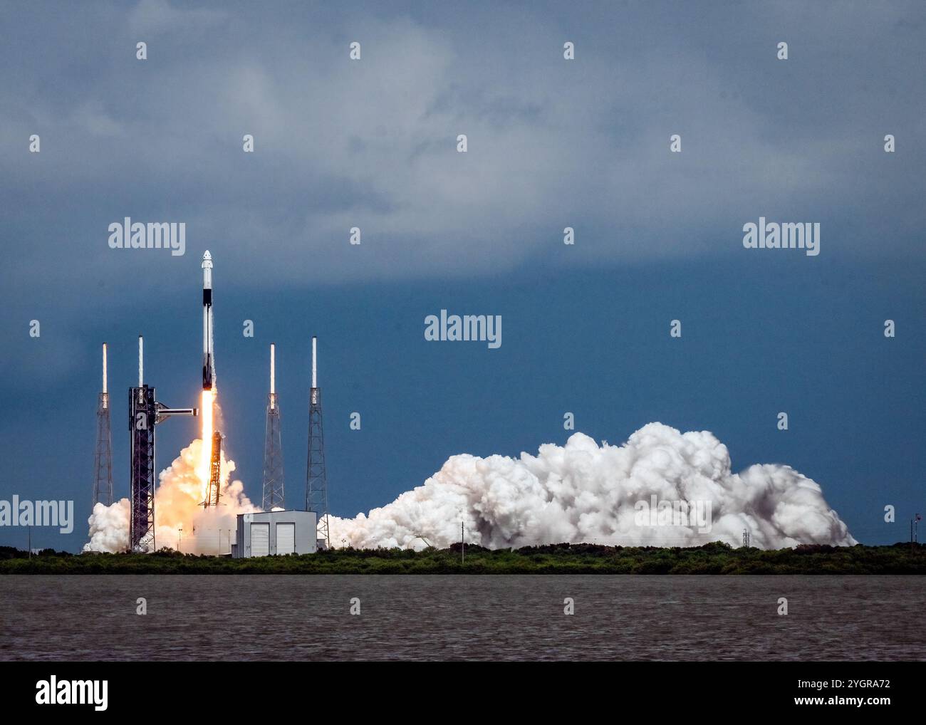 Die NASA/SpaceX Crew 9 startet am 28. September 2024 vom Space Launch Complex 40 in Cape Canaveral, Florida. Stockfoto