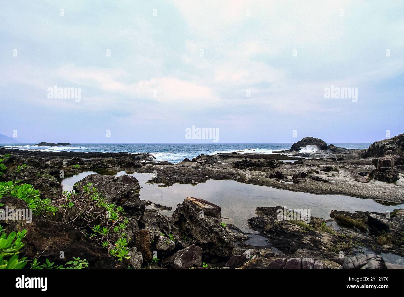 Shitiping Coastal Rock Formationen in Taiwan Stockfoto