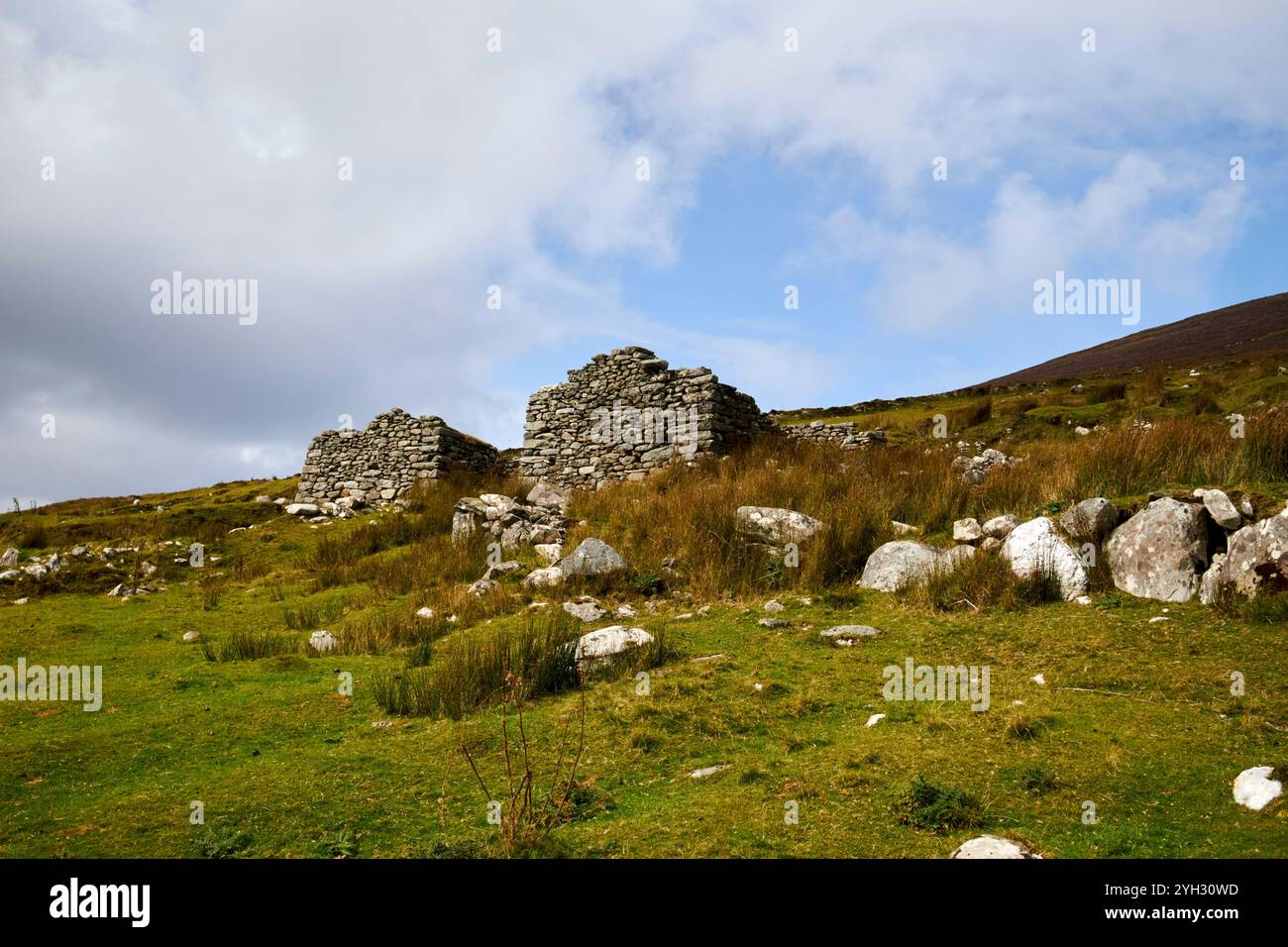 Hausruinen in der Slievemore verlassenen Dorf achill Island, County Mayo, republik irland Stockfoto