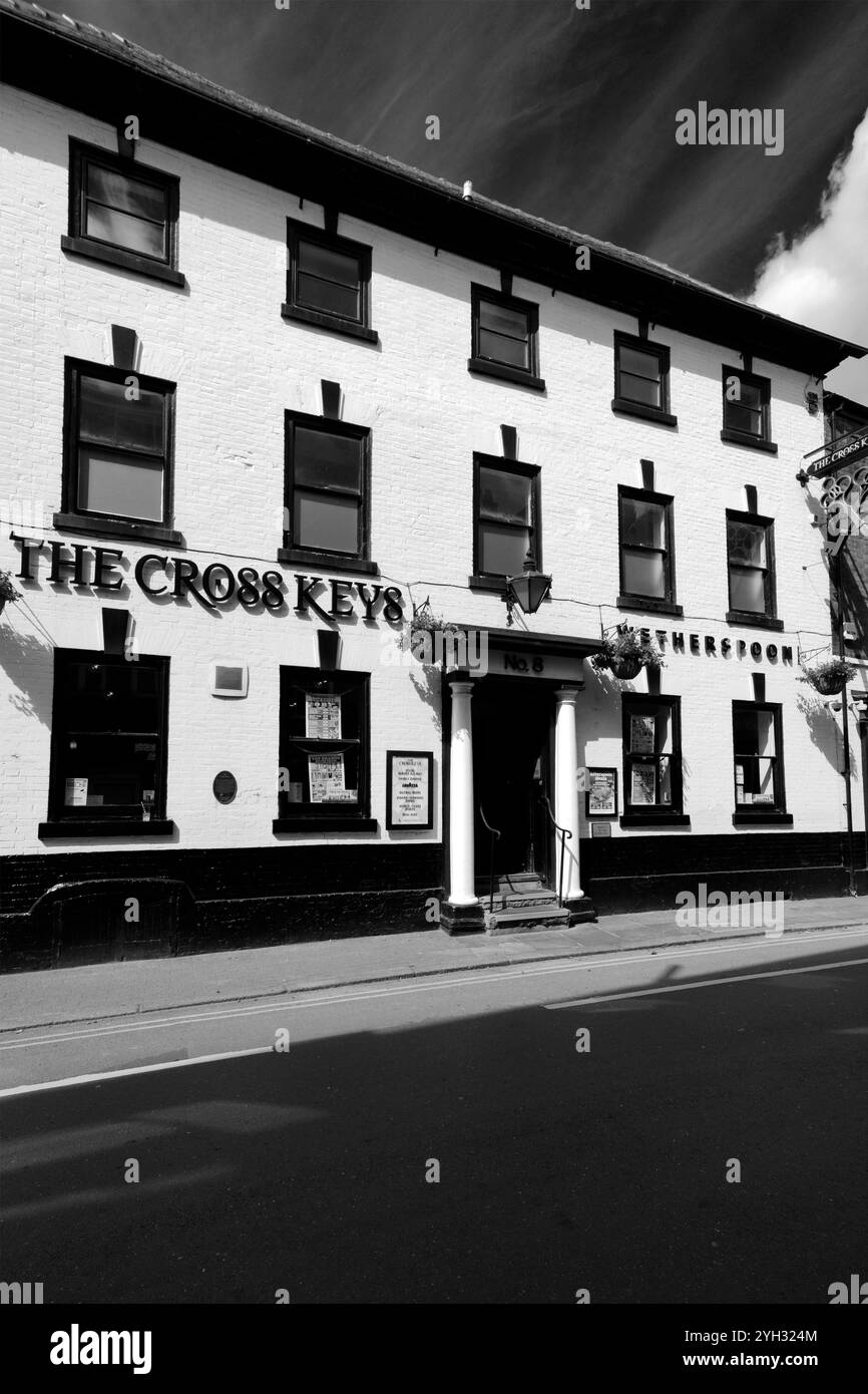 Cross Keys Weatherspoons Pub; Beverley Town, East Riding of Yorkshire, England, Großbritannien Stockfoto