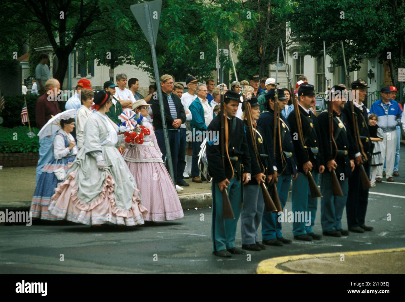 Jährliche Memorial Day-Parade zum Gedenken an Amerikas Kriegstote, Doylestown, Bucks County, Pennsylvania, USA, 1995 Stockfoto