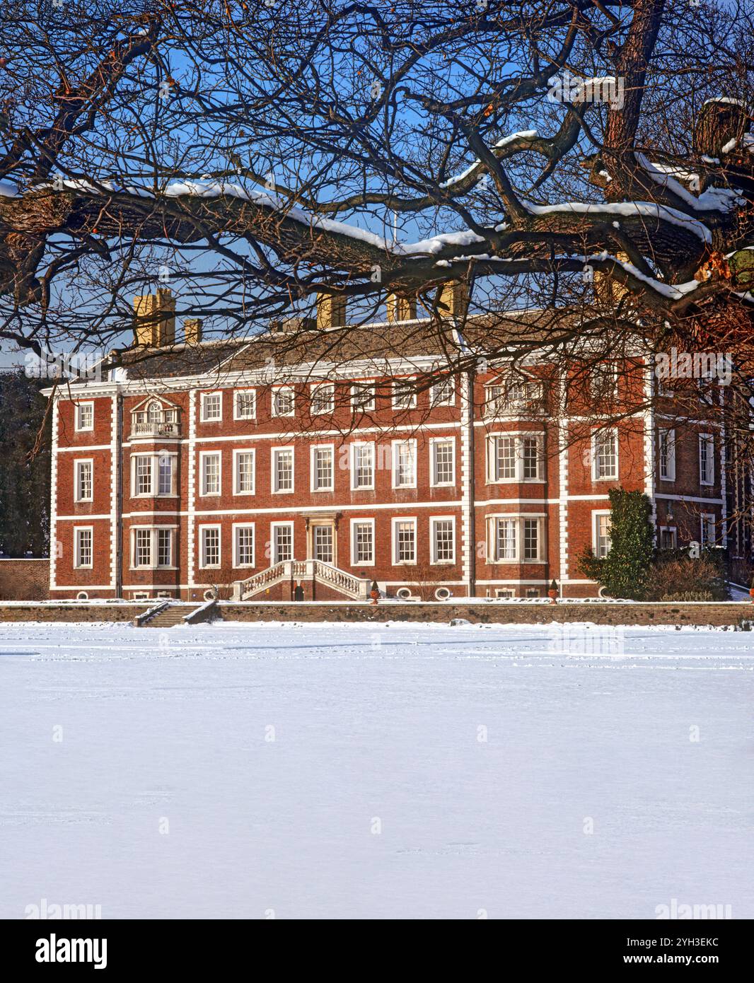 Ham House im Winterschnee 17. Jahrhundert Stuart-Periode Herrenhaus, Südfront Blick perfekter Winterschnee. (Öffentlich zugänglicher Blickpunkt) Richmond Surrey UK Stockfoto