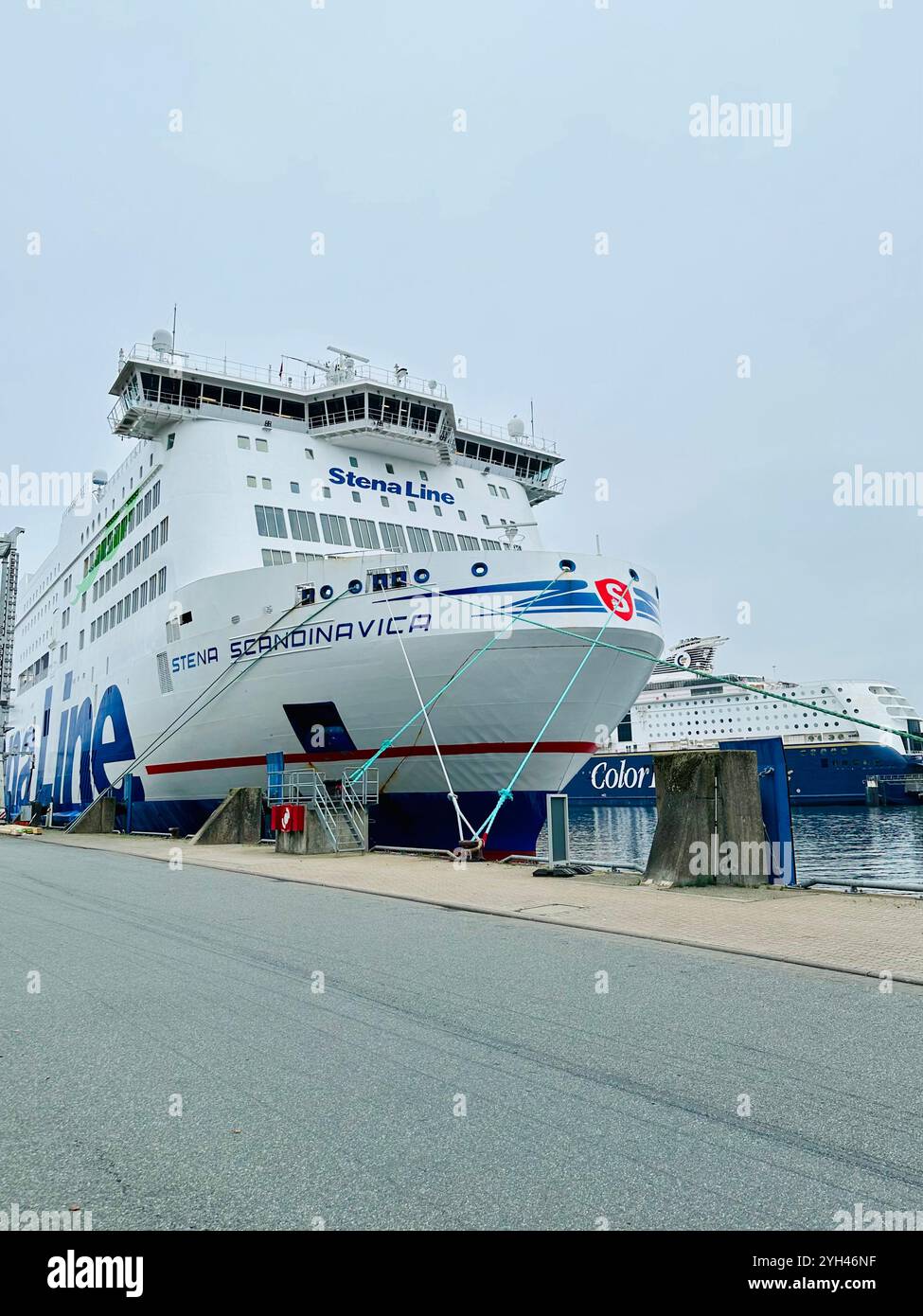 Ein Schiff der Stena-Linie im Hafen von Kiel Stockfoto