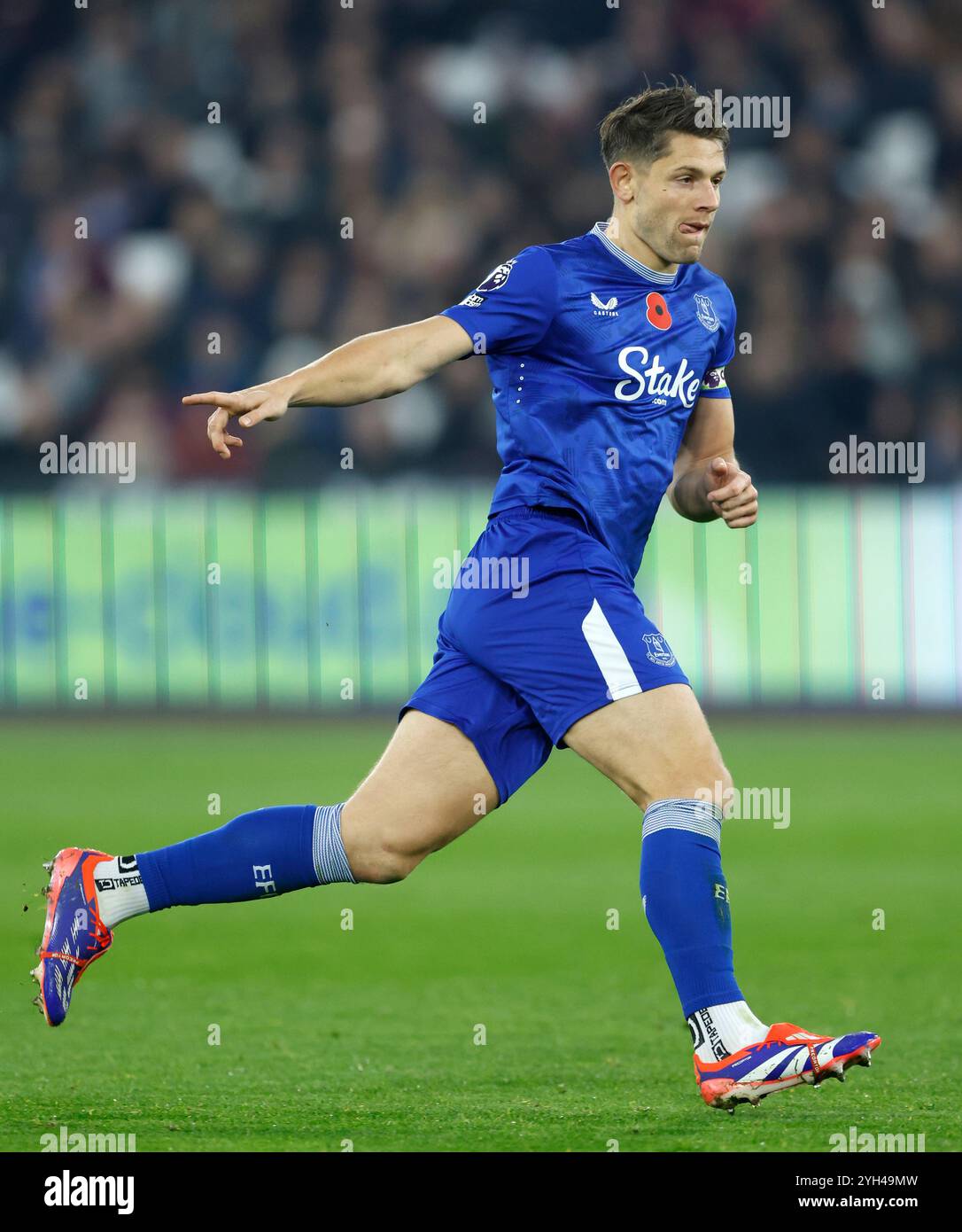 James Tarkowski von Everton während des Premier League-Spiels im London Stadium. Bilddatum: Samstag, 9. November 2024. Stockfoto