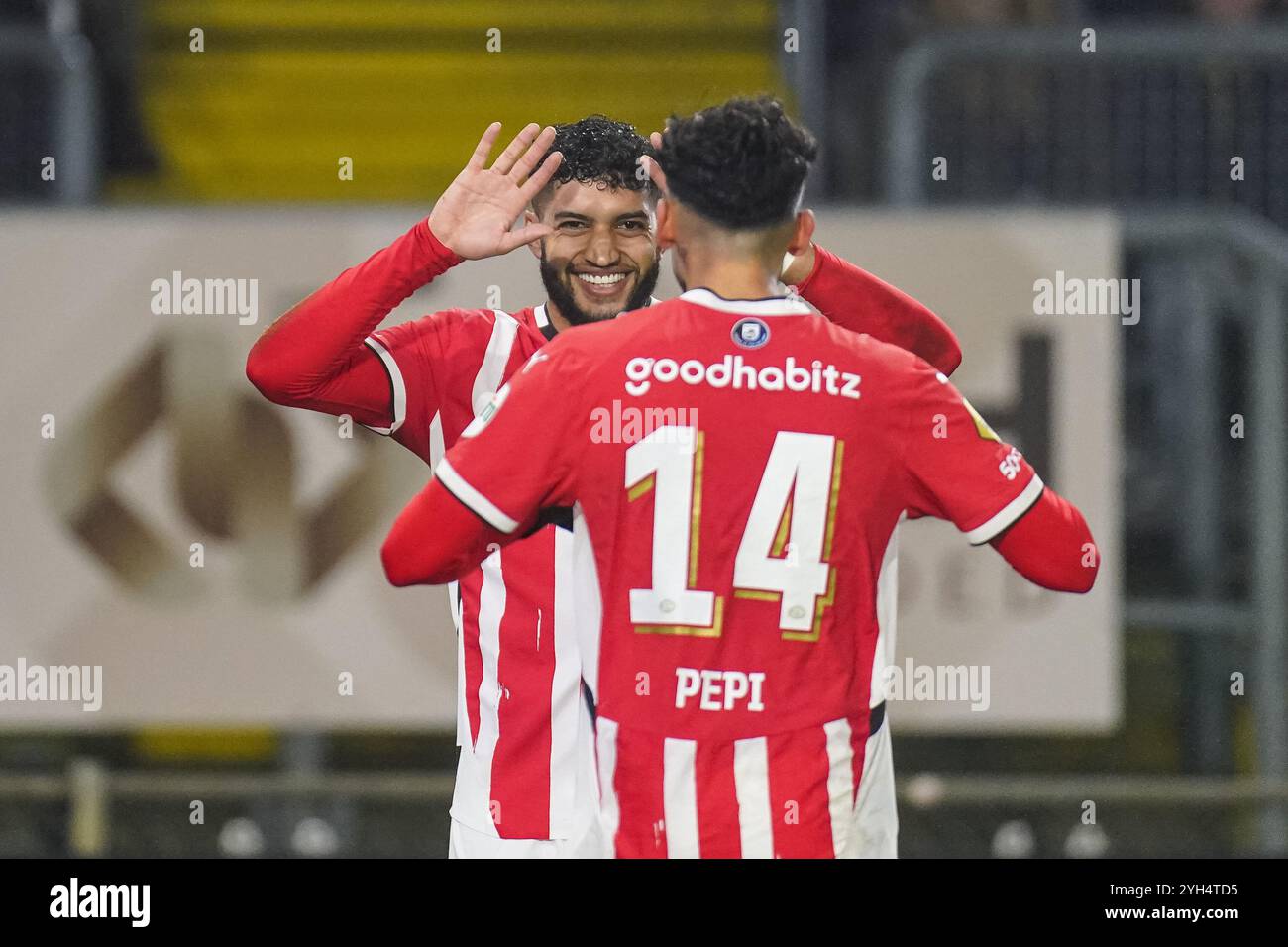 Breda, Niederlande. November 2024. BREDA, NIEDERLANDE - 9. NOVEMBER: Ricardo Pepi von PSV feiert, nachdem er sein Team beim niederländischen Eredivisie-Spiel zwischen NAC Breda und PSV am 9. November 2024 im Rat Verlegh Stadion in Breda erzielte. (Foto von Joris Verwijst/Orange Pictures) Credit: Orange Pics BV/Alamy Live News Stockfoto